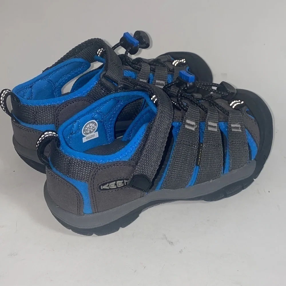 Keen Newport h2 blue and gray hiking water shoe